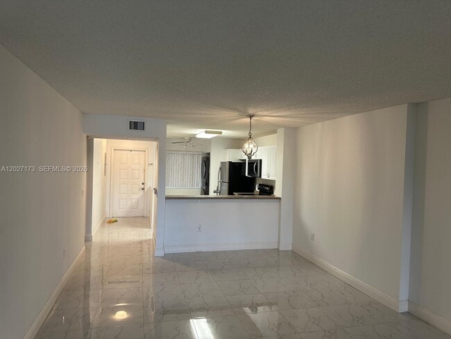 Building Photo - 7737 Trent Dr