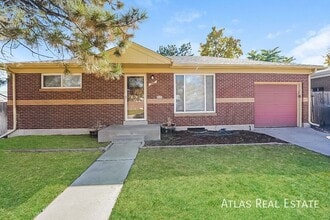 Building Photo - 888 Ogden Cir