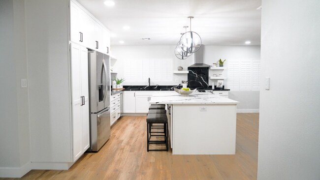 Foto del edificio - 7707 E Meadowbrook Ave