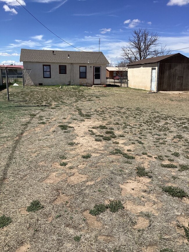 Foto del edificio - Newly Renovated 2Bedroom! Located in Portales!!