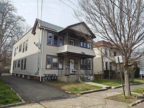 Building Photo - 102 Anthony St