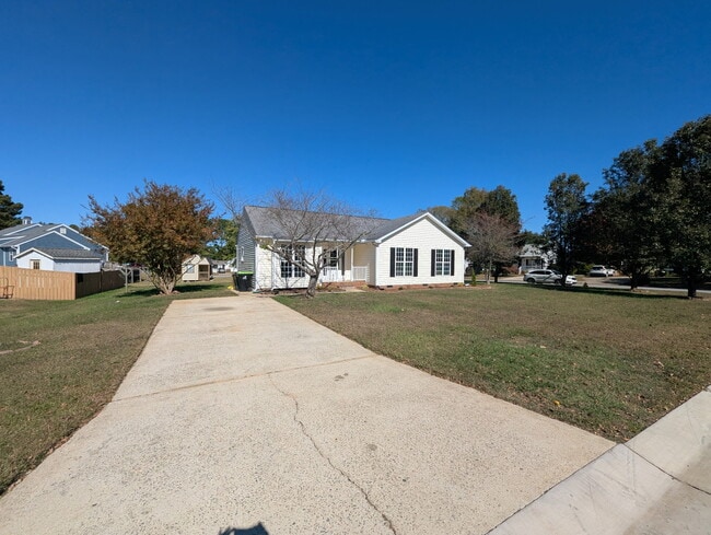 Large corner lot - 417 Flagg Rd