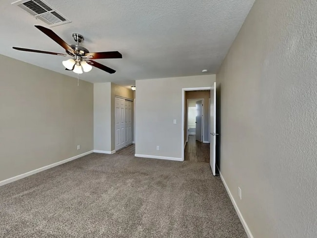 Building Photo - 1420 Pacific Terrace Dr