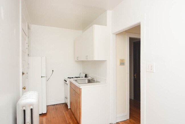 Foto del edificio - 3310 W Schubert Ave