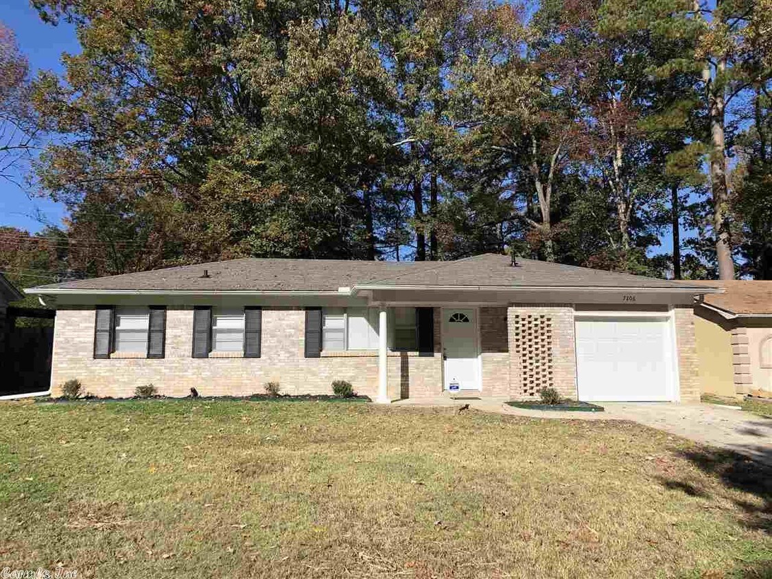 Primary Photo - 7206 Skylark Dr
