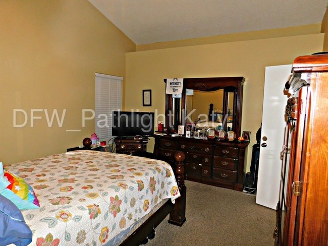 Building Photo - 7714 Bordeaux Lane , Rowlett , TX , 75089