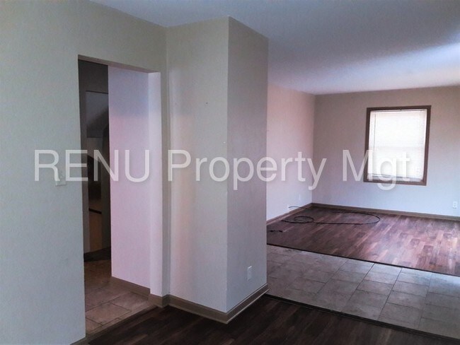 Foto del edificio - 4333 N 51st Blvd
