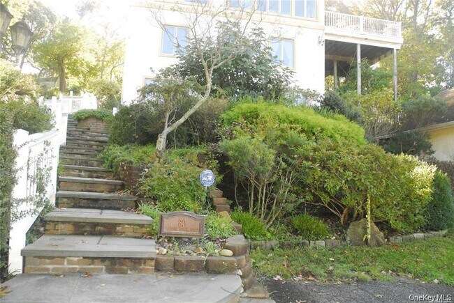 Foto del edificio - 80 Harbor Beach Rd