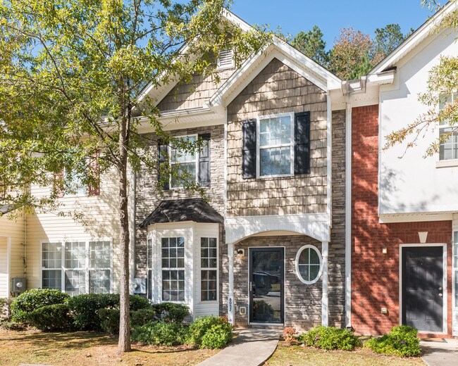 Building Photo - 6057 Camden Forrest Dr