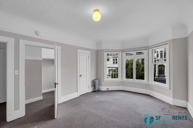 Foto del edificio - Lower Haight: Top Floor Studio w/ Eat-In K...