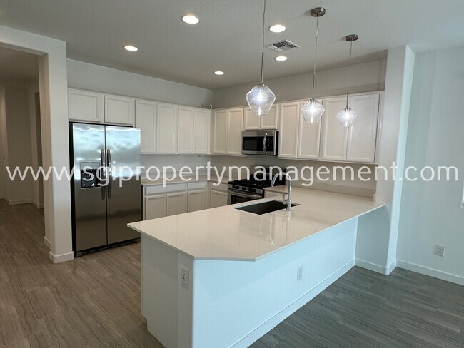 Foto del edificio - 5 Bedroom, 3 Bath Wadell home