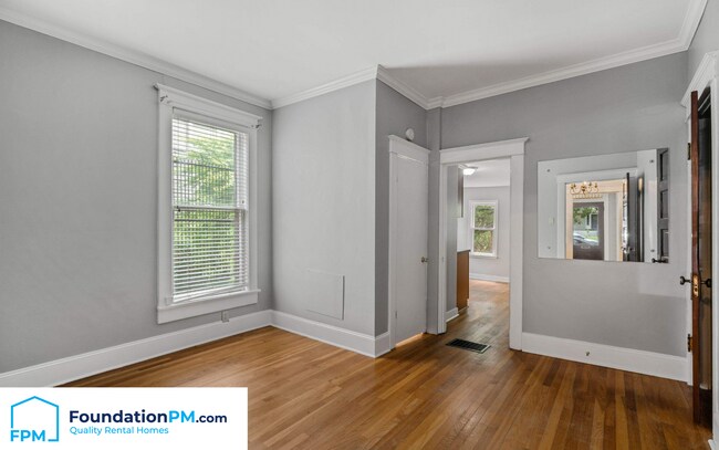 Foto del edificio - 1319 Harbert Ave