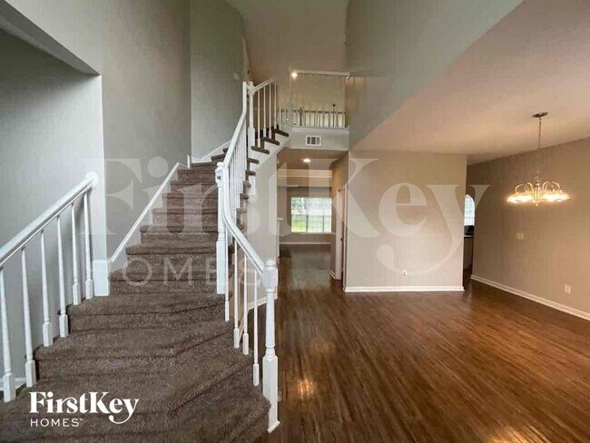 Building Photo - 3396 Forest Glen Dr