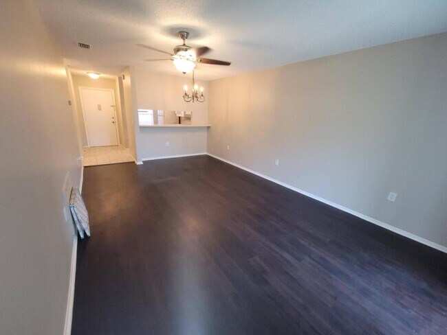 Foto del edificio - 2917 Wainwright Ct