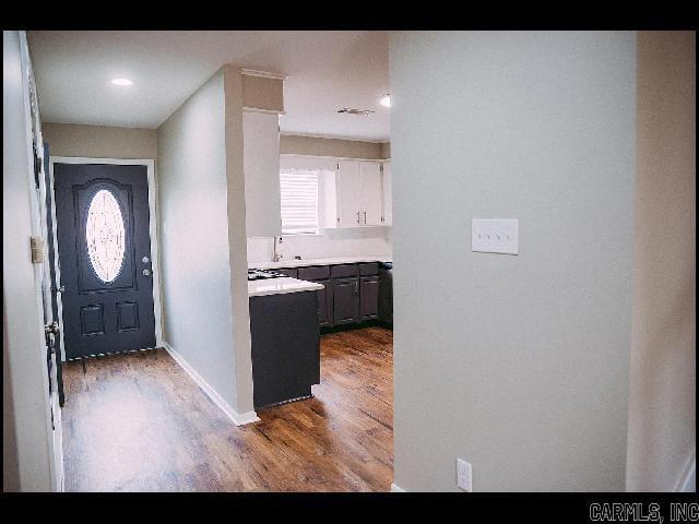 Building Photo - 408 W 4th St