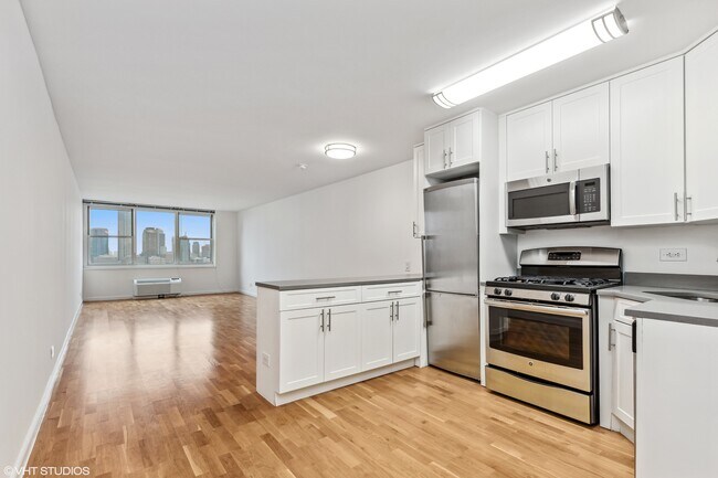 Se muestra la típica residencia tipo estudio - Gateway Battery Park City