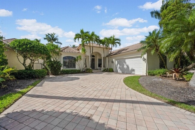 Foto del edificio - 2911 Bent Cypress Rd