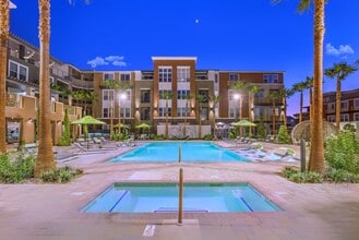 Building Photo - Aspire at Paseo