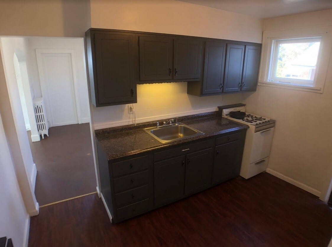 2501 Oneil Blvd Unit 9, White Oak, PA 15131 Apartment for Rent in