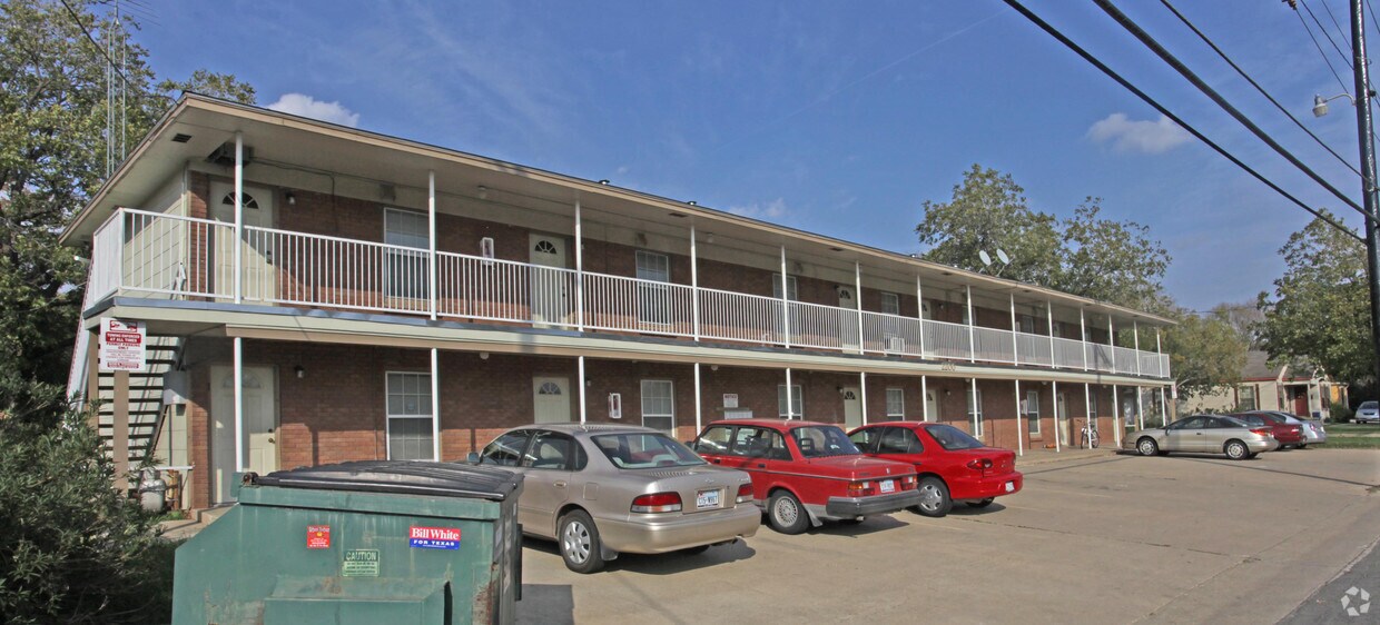 Foto del edificio - 2200 W Hickory St