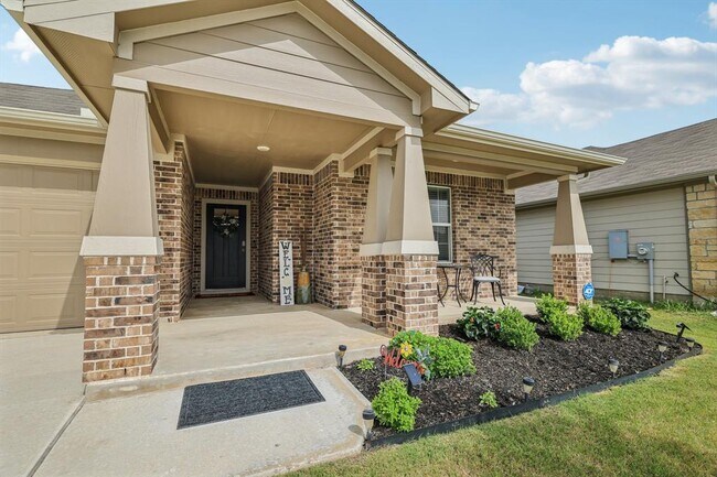 Building Photo - 111 Krause Spgs Dr