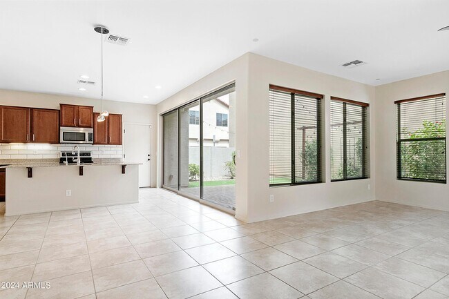 Building Photo - 3491 S Bluejay Dr