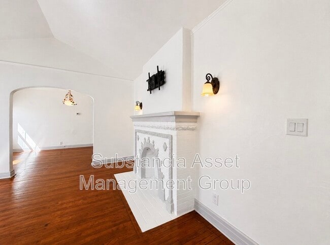 Foto del edificio - 939 East Dr