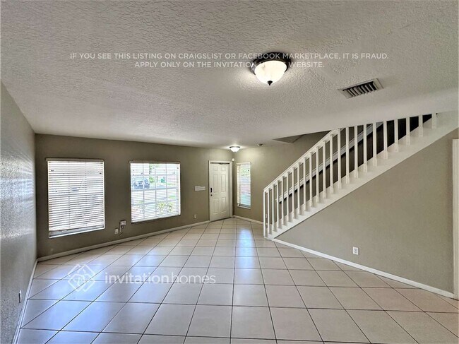 Building Photo - 964 Summit Lake Dr