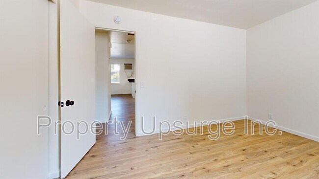 Foto del edificio - 1625 Robinson St