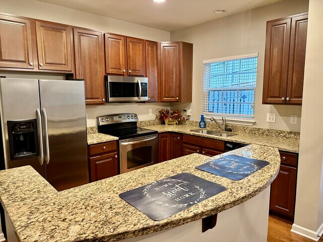 Foto del edificio - 251 Cedar Crossing Ln
