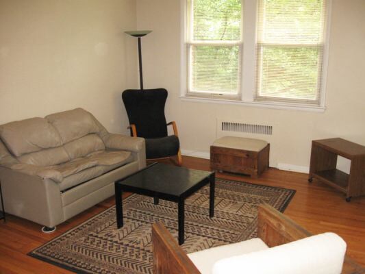 Primary Photo - 4004 Beecher St NW
