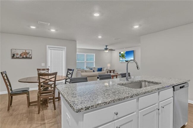 Building Photo - 1088 Burlington Pass Dr
