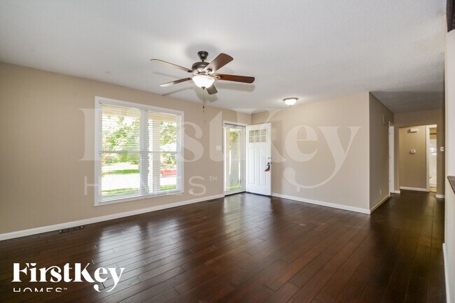 Foto del edificio - 3 Oak Point Ct