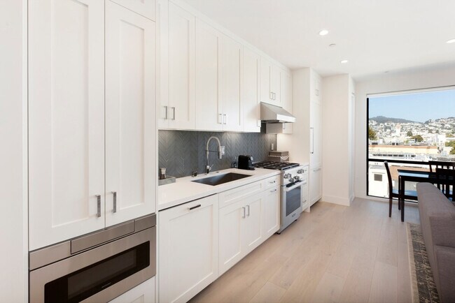 Foto del edificio - 134B Lexington St