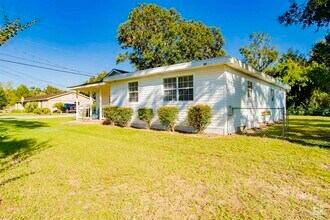 Building Photo - 1252 E Burgess Rd