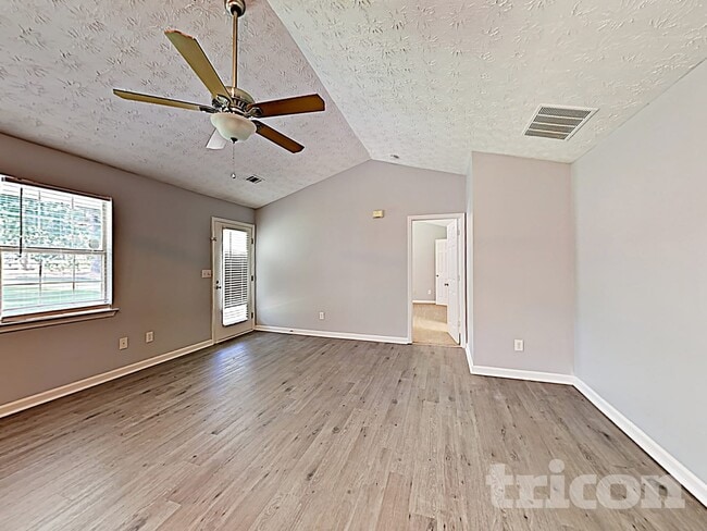 Building Photo - 99 Mallie Ct