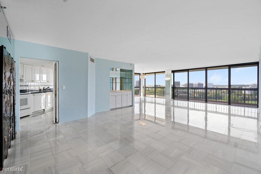 Primary Photo - 2 br, 2 bath Condo - 1900 Consulate Pl