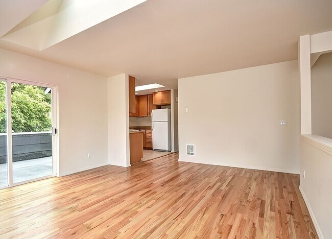 Foto del edificio - 4351 31st Ave W