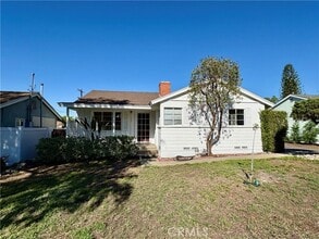 Building Photo - 1409 Cuernavaca Pl