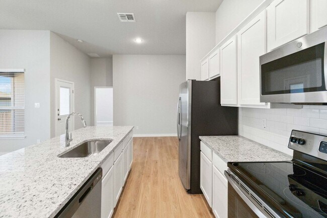Foto del edificio - WELCOME TO THE NEW AMANDA PARK IN MEDINA C...