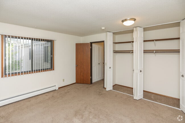 1HAB, 1BA - 782 ft² - Shadow Green Apartments