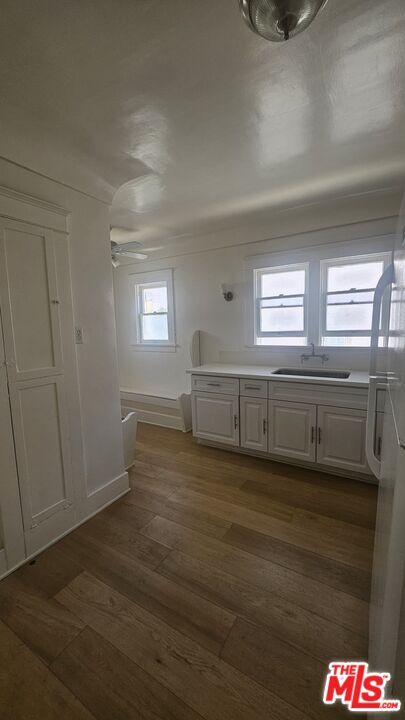 Foto del edificio - 1034 N Kenmore Ave