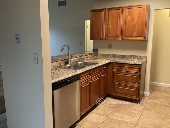 Foto del edificio - 4005 W Sailboat Dr