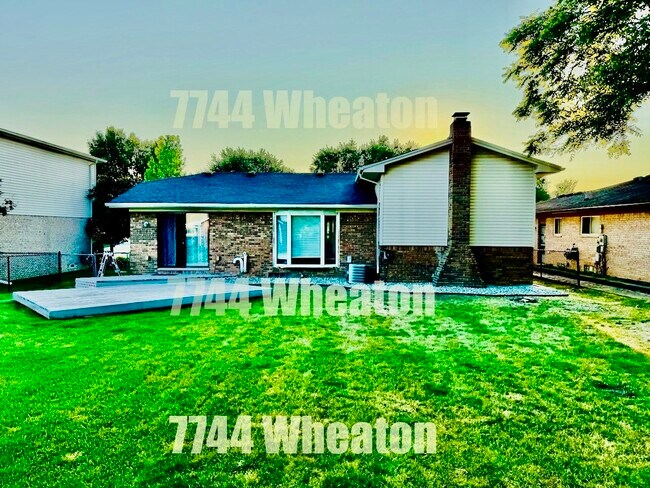 Foto del edificio - 7744 Wheaton Dr