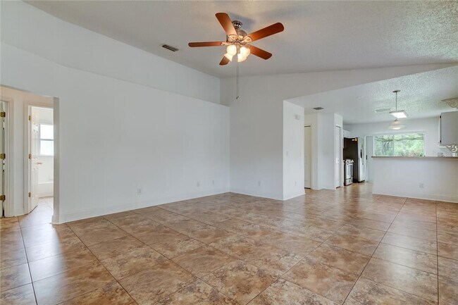 Building Photo - 7242 Bellingham Oaks Blvd
