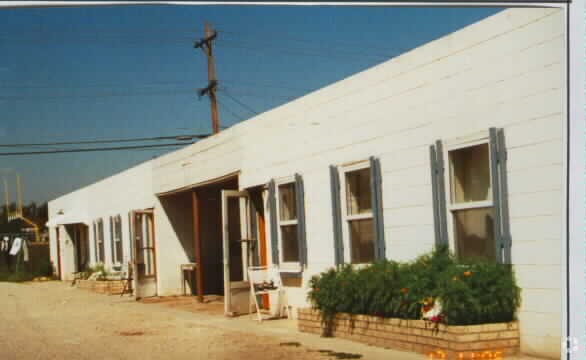Foto del edificio - 1123 S Federal Blvd