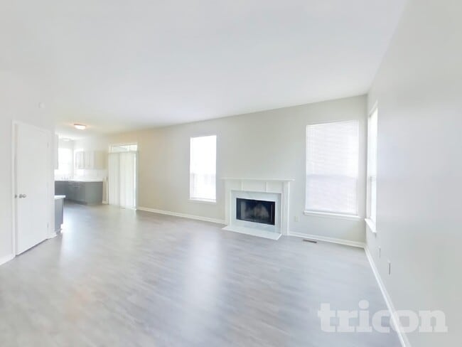 Building Photo - 3127 Woodlane Ct
