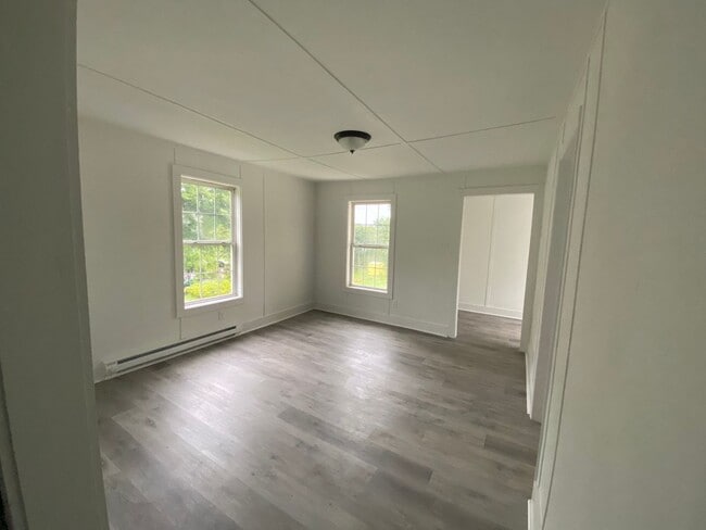 Building Photo - Newly remodeled home is located in Lancast...