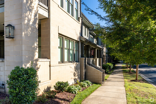 Building Photo - Dilworth Terrace
