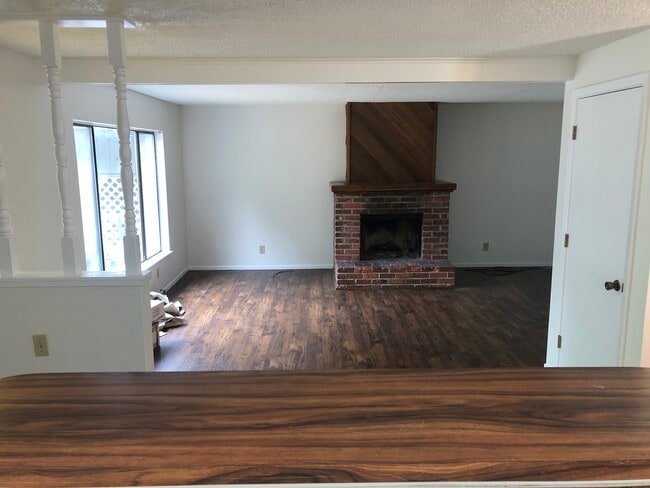 Building Photo - 4290 Meadowbrook Court Northeast, Unit 4294